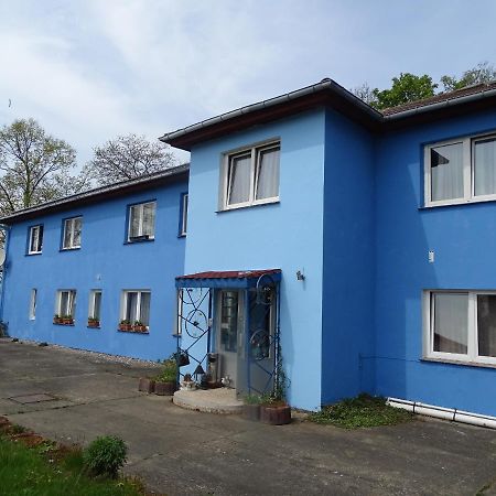Gasthof Blaues Haus Hotel Bastorf Exterior photo